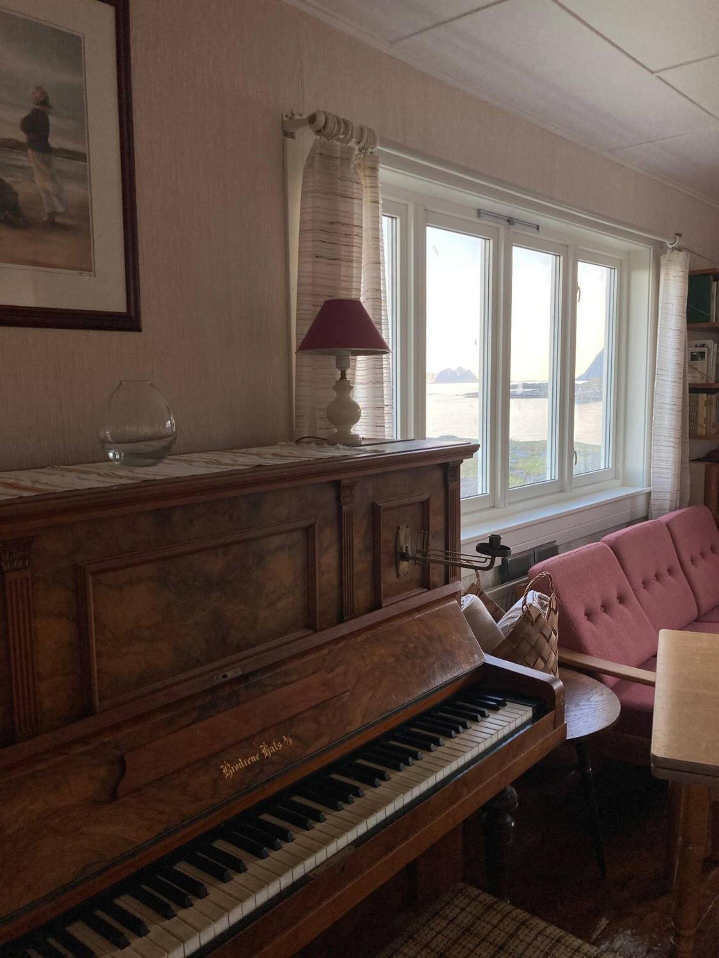 فيلا House With Amazing View & Location In Tind Sørvågen المظهر الخارجي الصورة