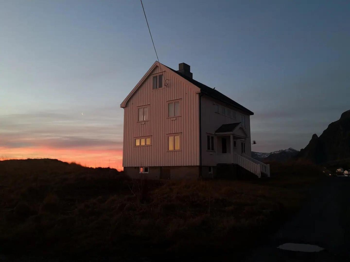 فيلا House With Amazing View & Location In Tind Sørvågen المظهر الخارجي الصورة